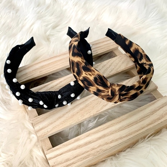 Knotted Headbands Leopard Print and Pearl Pair - Picture 2 of 5